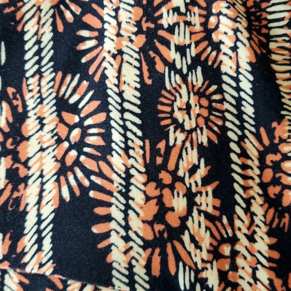 LulaRoe 3 pairs Tall&Curvy Leggings- like new condition! - Picture 3 of 7